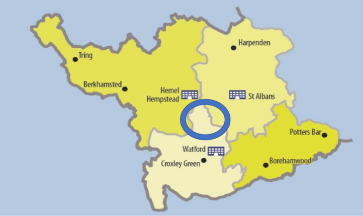 Map of West Hertsfordshire showing the proposed location of a new hospital between Hemel Hempstead, Watford and St Albans